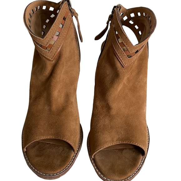 Dolce Vita Women’s Natasha Almond Suede Pump/Ankle Bootie. Size  9.5M - Picture 2 of 11